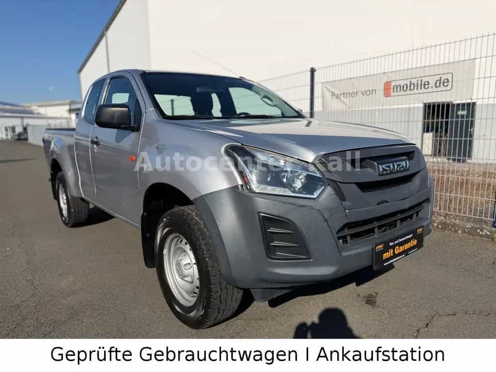 Isuzu D-Max Space Cab 4WD Basis. AUTOM 06/2019-photo-2