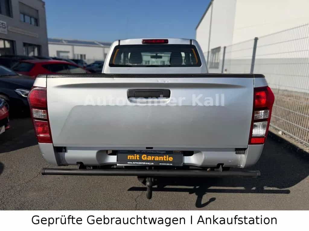 Isuzu D-Max Space Cab 4WD Basis. AUTOM 06/2019-photo-5