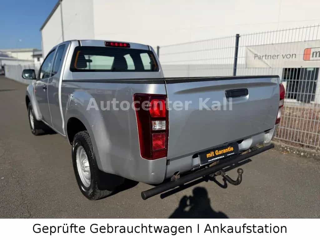 Isuzu D-Max Space Cab 4WD Basis. AUTOM 06/2019-photo-6