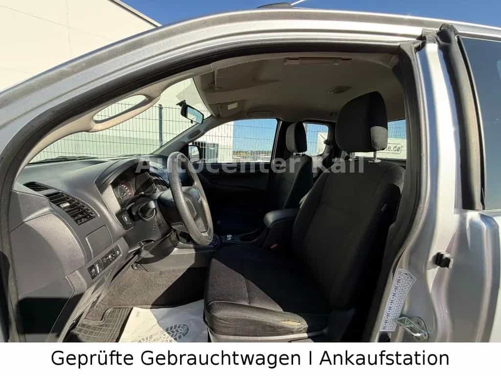 Isuzu D-Max Space Cab 4WD Basis. AUTOM 06/2019-photo-8
