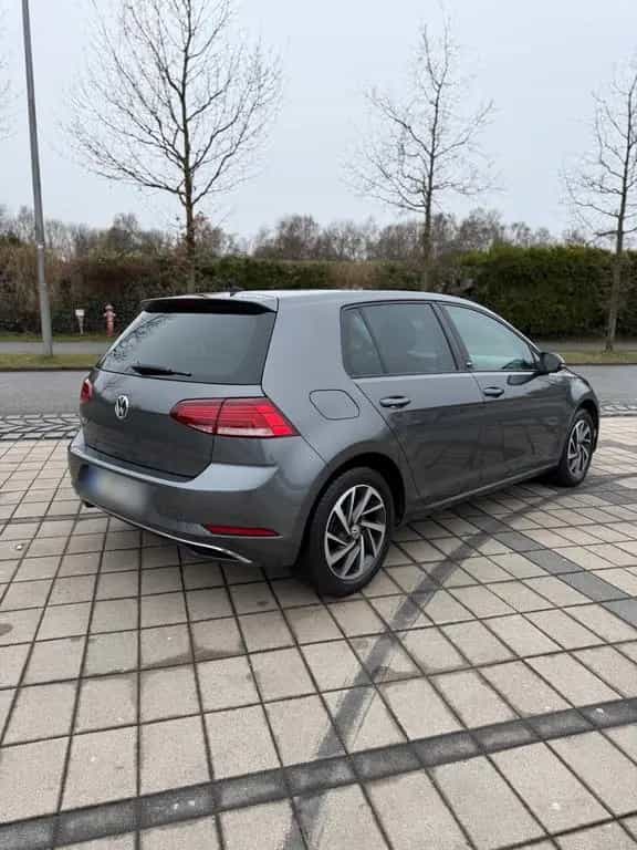Volkswagen Golf VII Lim. Sound Start-Stopp 12/2017-photo-23
