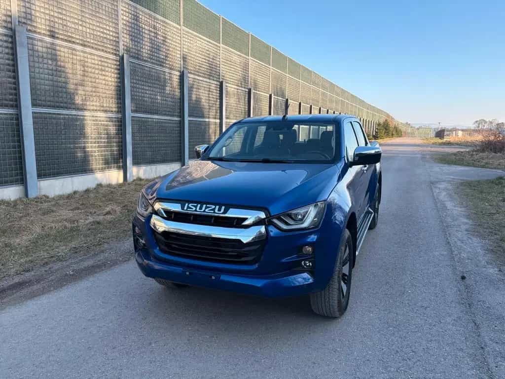 Isuzu D-Max 03/2023-photo-1