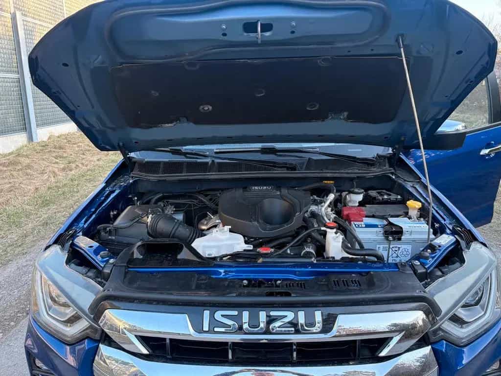 Isuzu D-Max 03/2023-photo-15