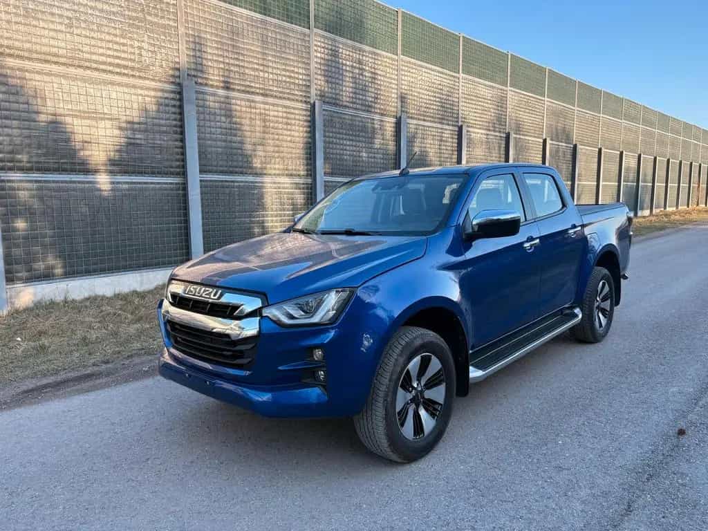 Isuzu D-Max 03/2023-photo-2