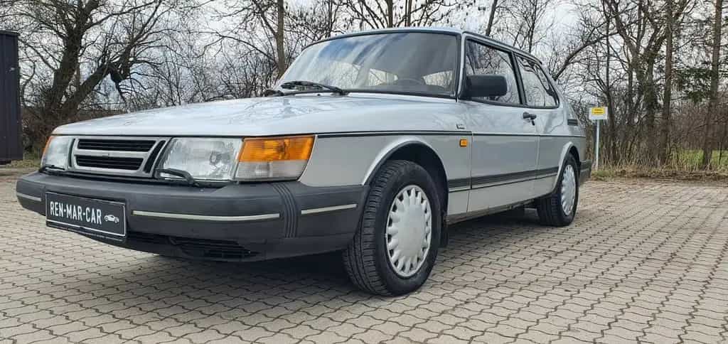 Saab 900 07/1990-photo-16