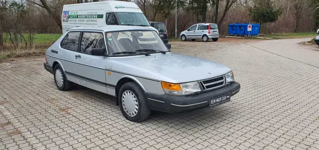 Saab 900 07/1990-photo-23