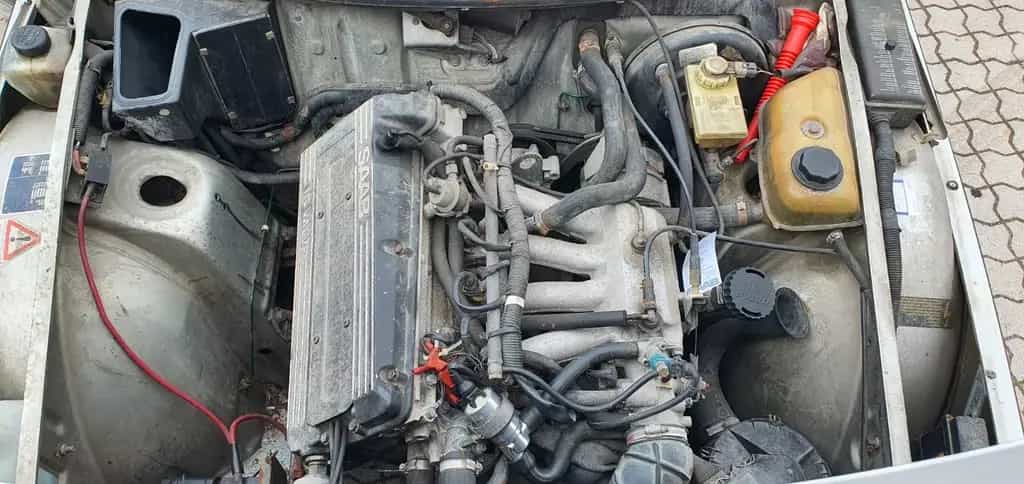 Saab 900 07/1990-photo-7