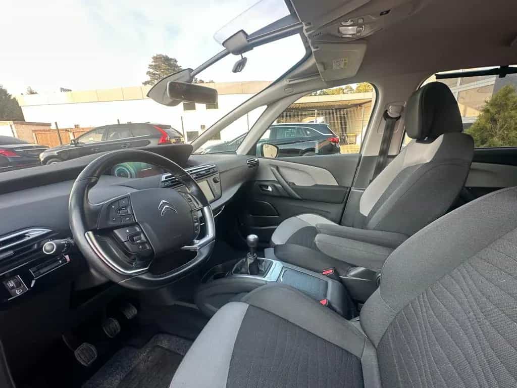 Citroën C4 Picasso/Spacetourer 130 PS HU neu Navi SH 09/2016-photo-11