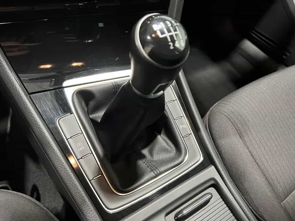 Volkswagen Golf VII 1,4TSI R-Line *Navi *ACC 03/2018-photo-30
