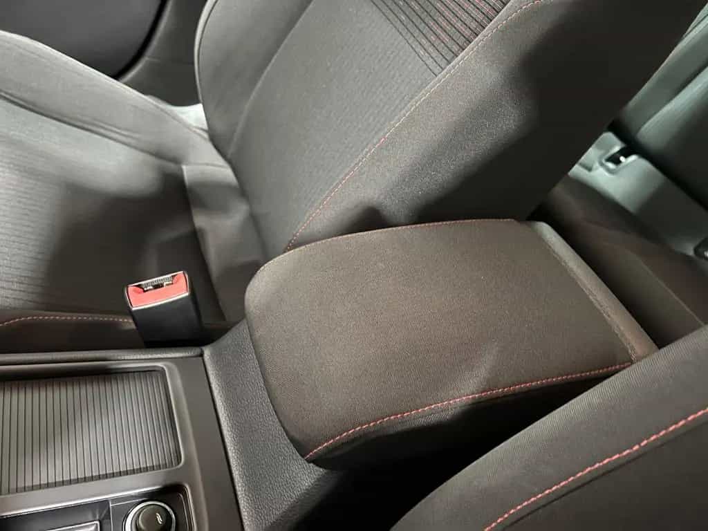 Volkswagen Golf VII 1,4TSI R-Line *Navi *ACC 03/2018-photo-32
