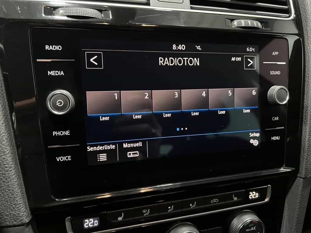 Volkswagen Golf VII 1,4TSI R-Line *Navi *ACC 03/2018-photo-33