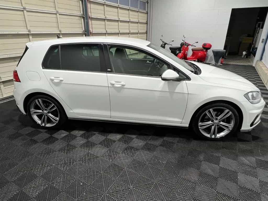 Volkswagen Golf VII 1,4TSI R-Line *Navi *ACC 03/2018-photo-5