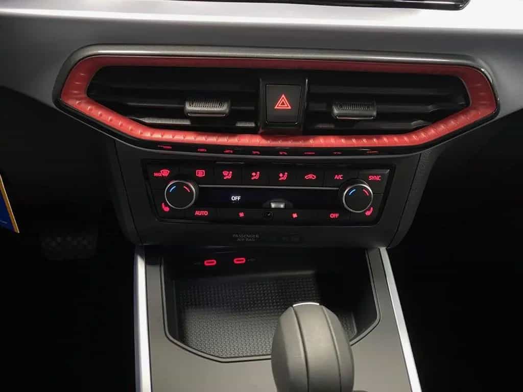 Seat Arona TSI FR DSG+AHK+5 Ja. GARANTIE+SPURWECHSEL+ 03/2026-photo-15