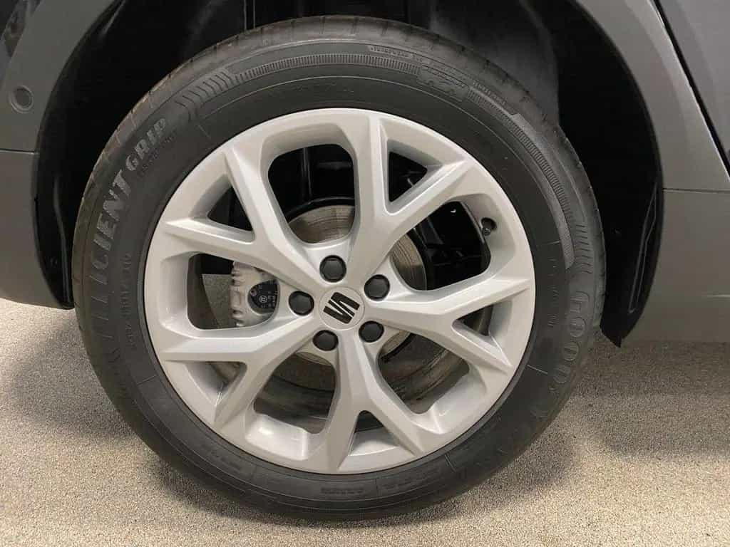 Seat Arona TSI FR DSG+AHK+5 Ja. GARANTIE+SPURWECHSEL+ 03/2026-photo-24