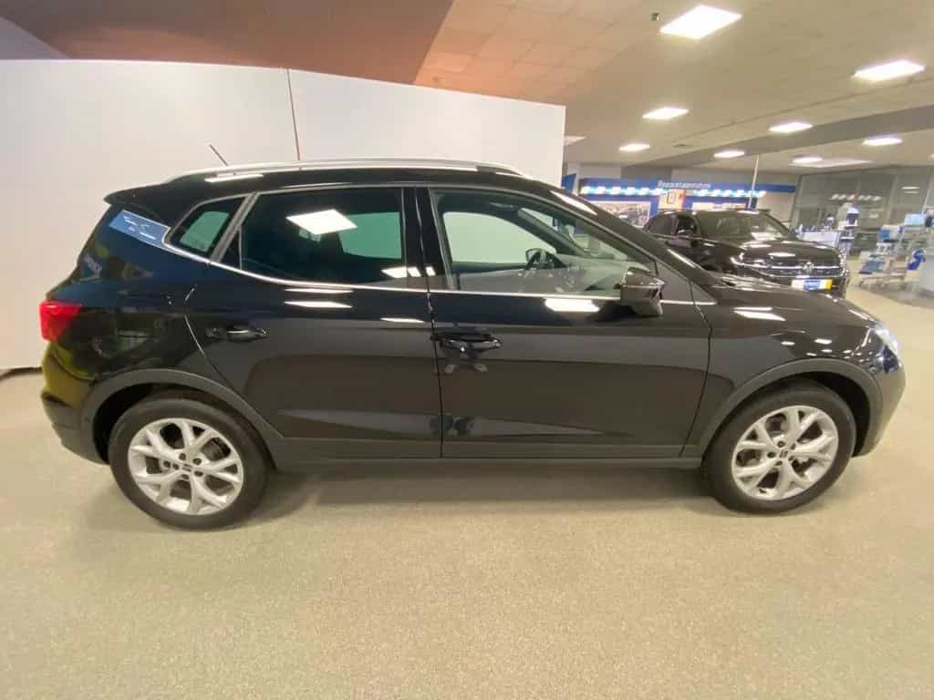 Seat Arona TSI FR DSG+AHK+5 Ja. GARANTIE+SPURWECHSEL+ 03/2026-photo-3