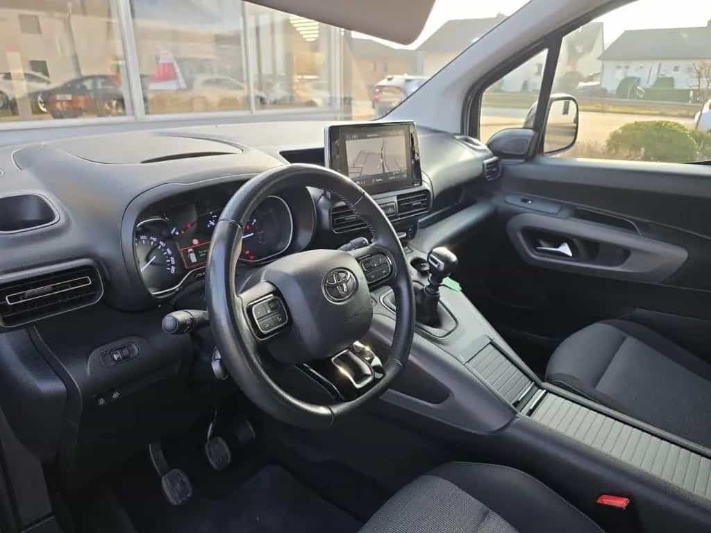 Toyota Proace City Verso 1.2 Turbo L1 Team Deutschland 11/2021-photo-8