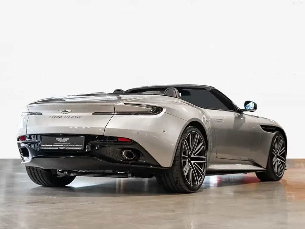 Aston Martin DB12 Volante Aston Martin Hamburg 04/2026-photo-15