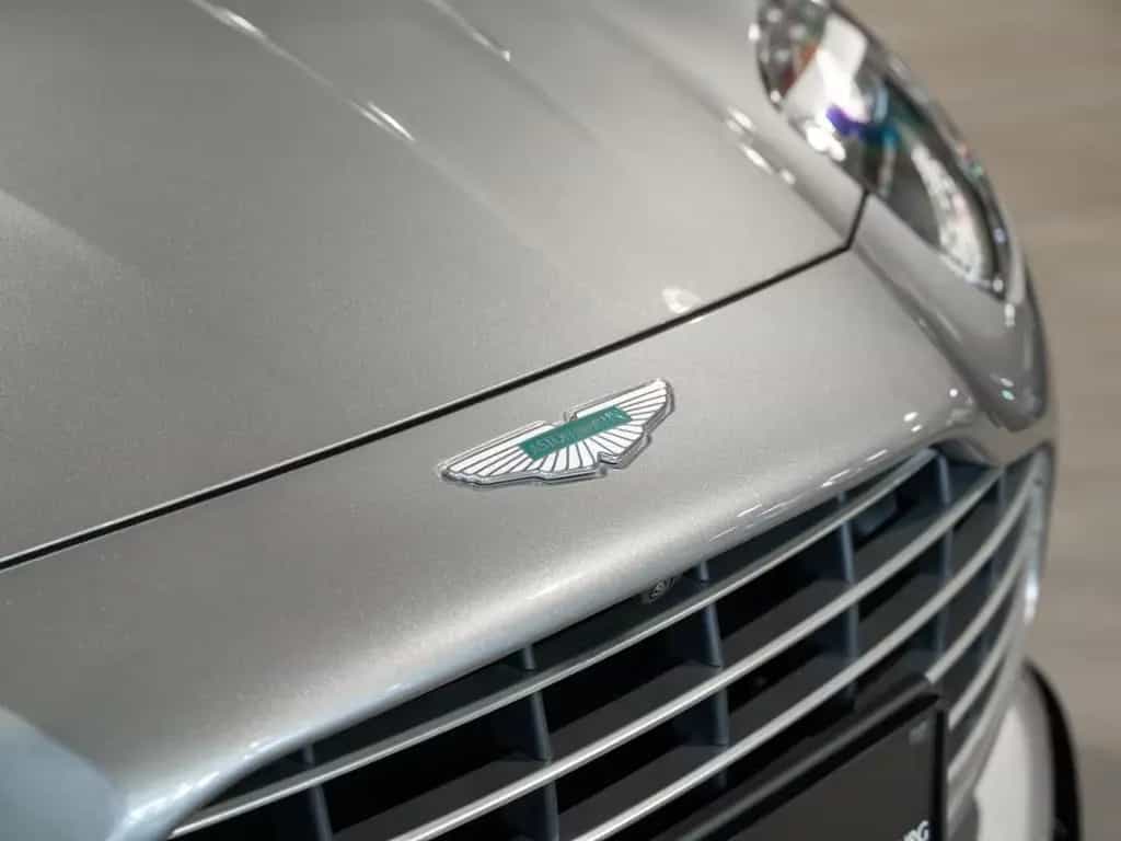Aston Martin DB12 Volante Aston Martin Hamburg 04/2026-photo-18