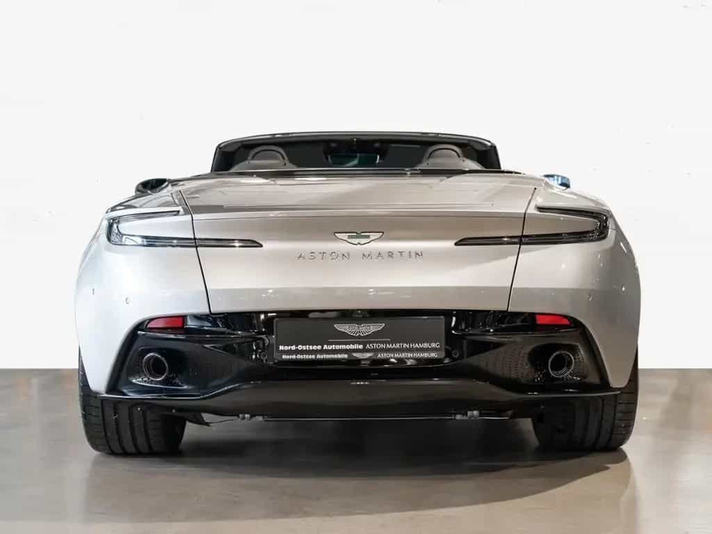 Aston Martin DB12 Volante Aston Martin Hamburg 04/2026-photo-25