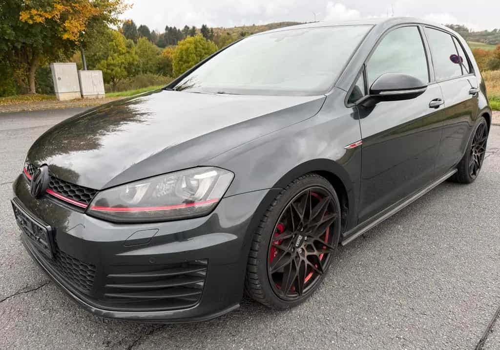 Volkswagen Golf VII Lim. GTI Performance BMT 03/2014-photo-1