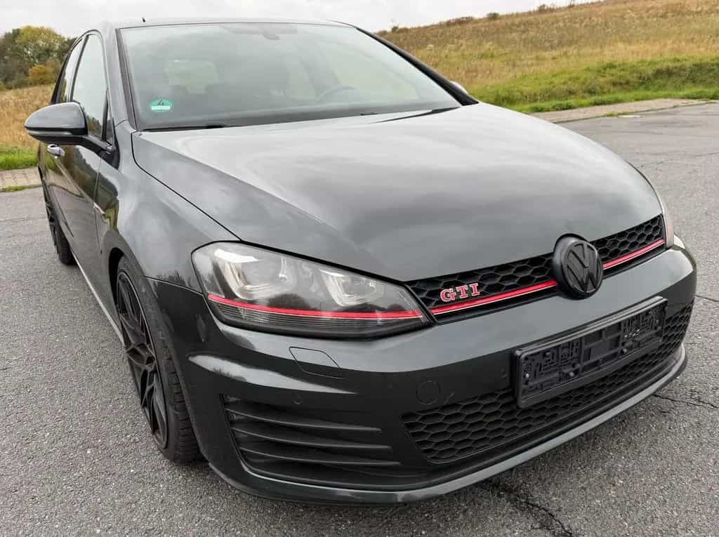 Volkswagen Golf VII Lim. GTI Performance BMT 03/2014-photo-14