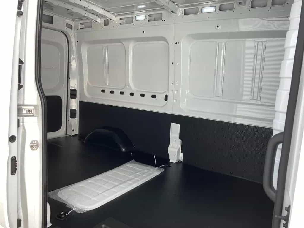 Maxus Deliver 9 KASTEN L3H2 BASE+KOMFORT PAKET RWD AC 02/2024-photo-10