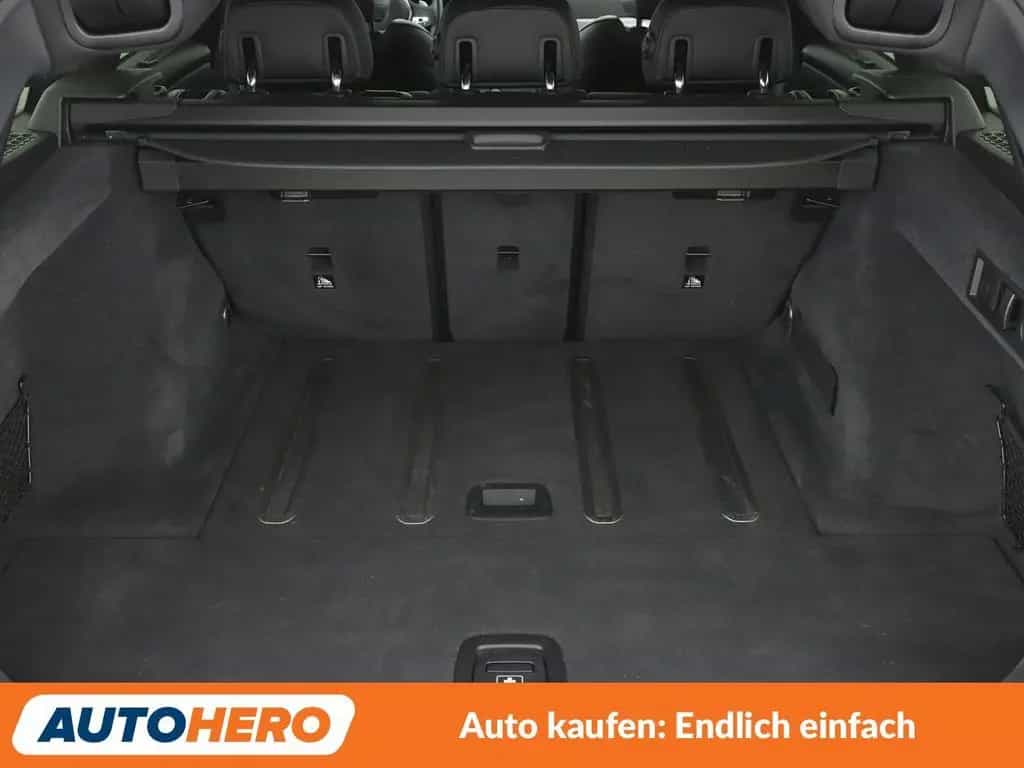 BMW 3 Series 320i Sport Line Aut.*NAVI*LED*TEMPO*CAM*PDC*SHZ* 03/2021-photo-17