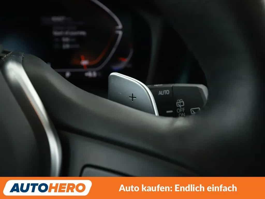 BMW 3 Series 320i Sport Line Aut.*NAVI*LED*TEMPO*CAM*PDC*SHZ* 03/2021-photo-27