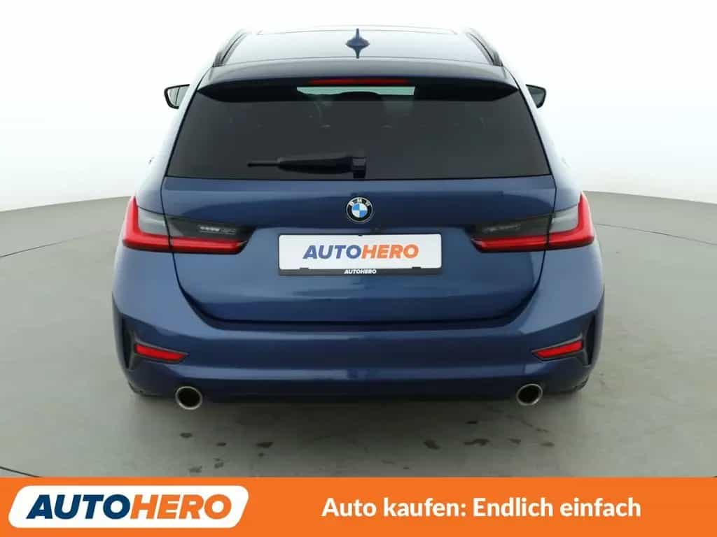 BMW 3 Series 320i Sport Line Aut.*NAVI*LED*TEMPO*CAM*PDC*SHZ* 03/2021-photo-4
