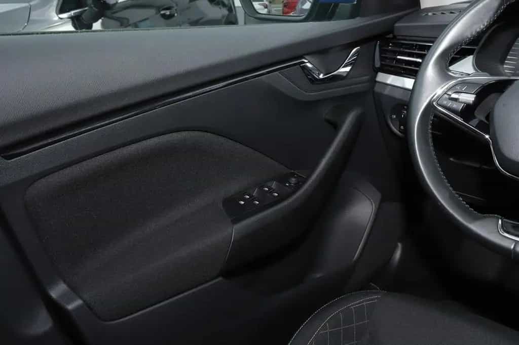 Skoda Kamiq Ambition 1.0 TSI DSG, Klima, PDC, GRA, SH 12/2022-photo-14