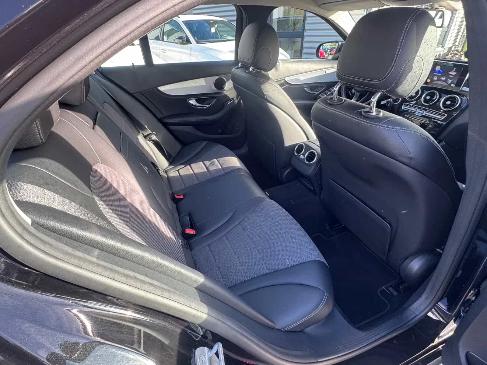 Mercedes-Benz C-Class 180 11/2014-photo-11