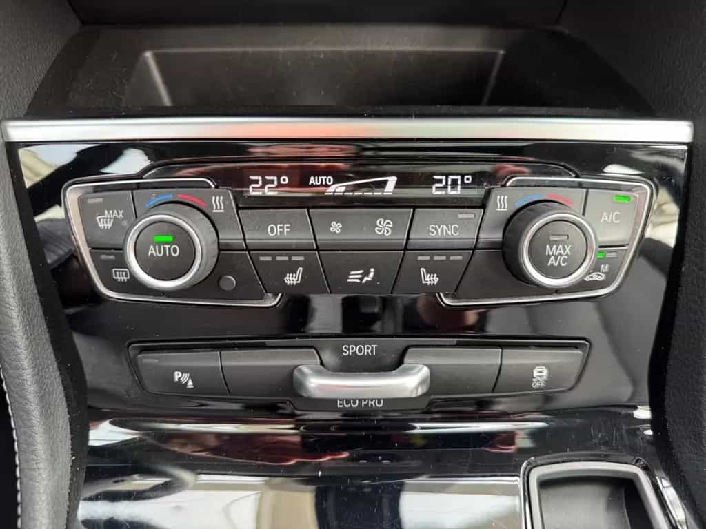 BMW 218 Gran Tourer iA 7-SITZER +LEDER+PANO+NAVI+AHK 04/2018-photo-19