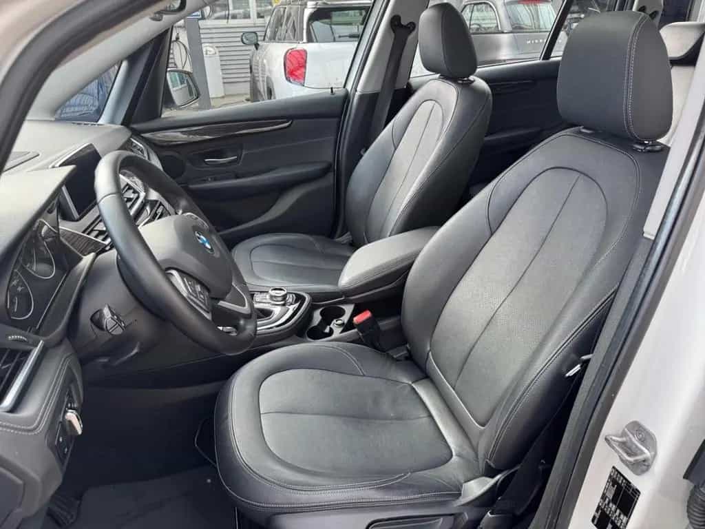 BMW 218 Gran Tourer iA 7-SITZER +LEDER+PANO+NAVI+AHK 04/2018-photo-33