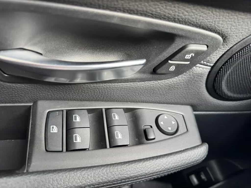 BMW 218 Gran Tourer iA 7-SITZER +LEDER+PANO+NAVI+AHK 04/2018-photo-37