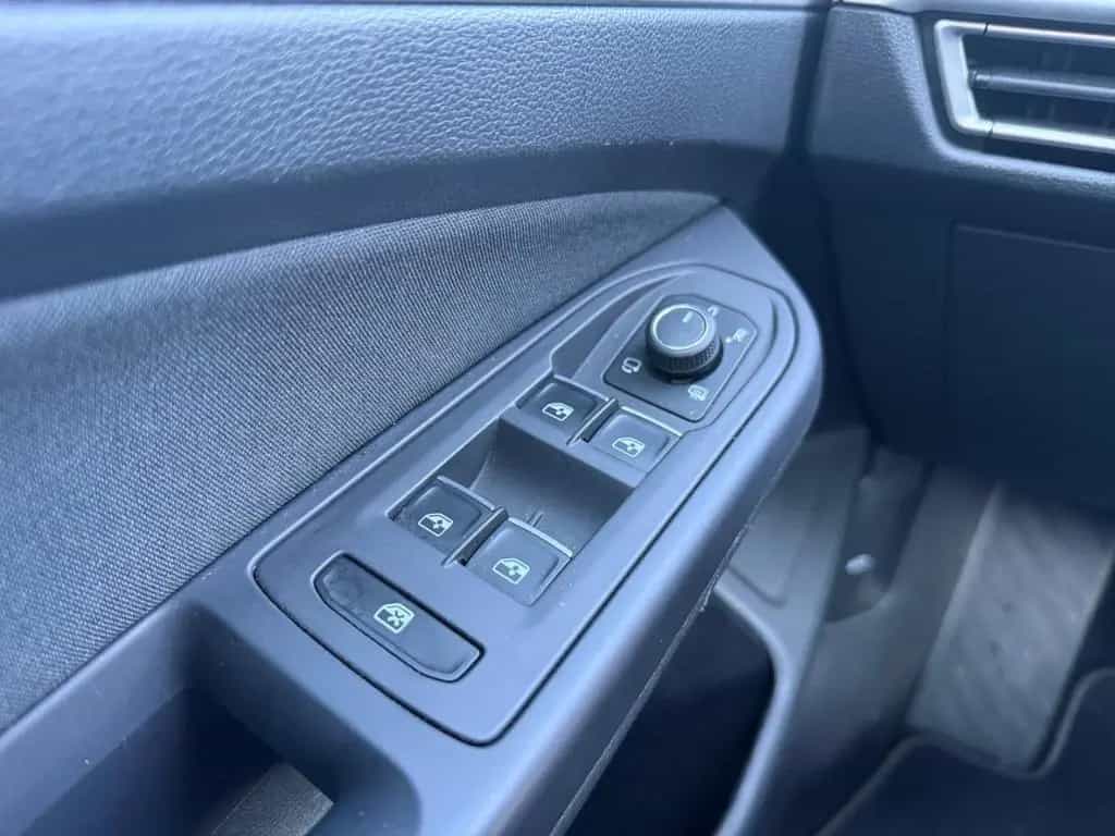 Volkswagen Golf Variant 8 VIII Life eTSI AHK Navi ACC 03/2021-photo-25