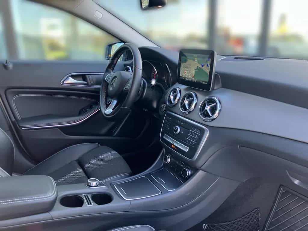 Mercedes-Benz GLA-Class 250 URBAN+AHK+LED+FLA+AMBI+TOTWINKEL+AMBIENT 04/2018-photo-14