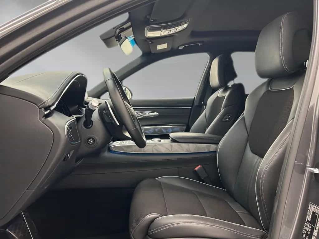 Genesis GV70 Sport 4WD AD El. Panodach Memory Sitze LED 02/2022-photo-9