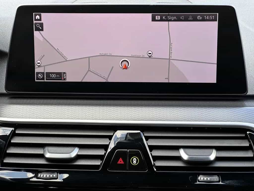 BMW 5 Series 11/2020-photo-13