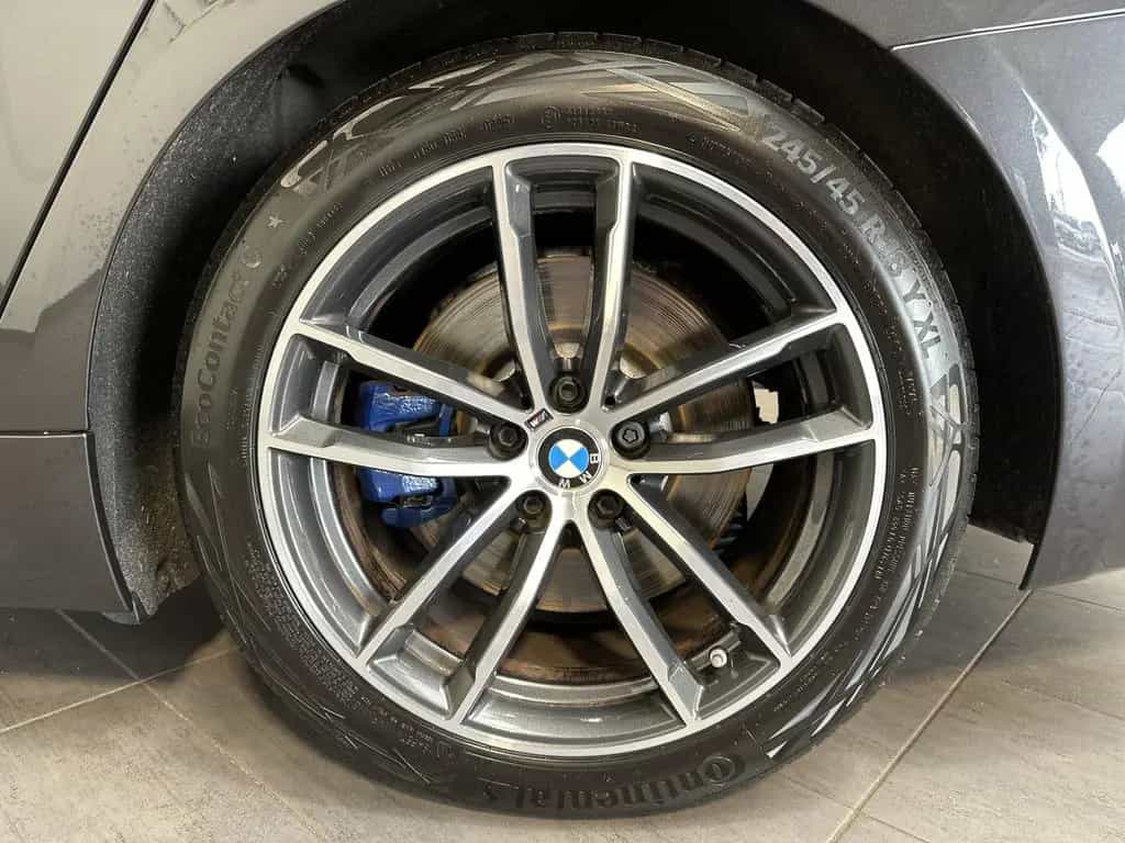 BMW 5 Series 11/2020-photo-2