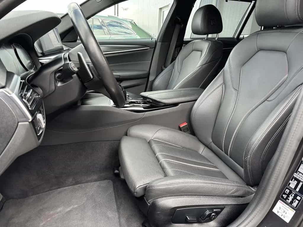 BMW 5 Series 11/2020-photo-8