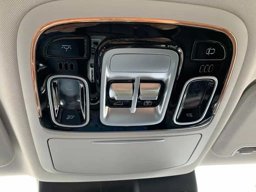 BAIC BJ40 PRO Automatik LED PANO 4x4  LEDER null-photo-16