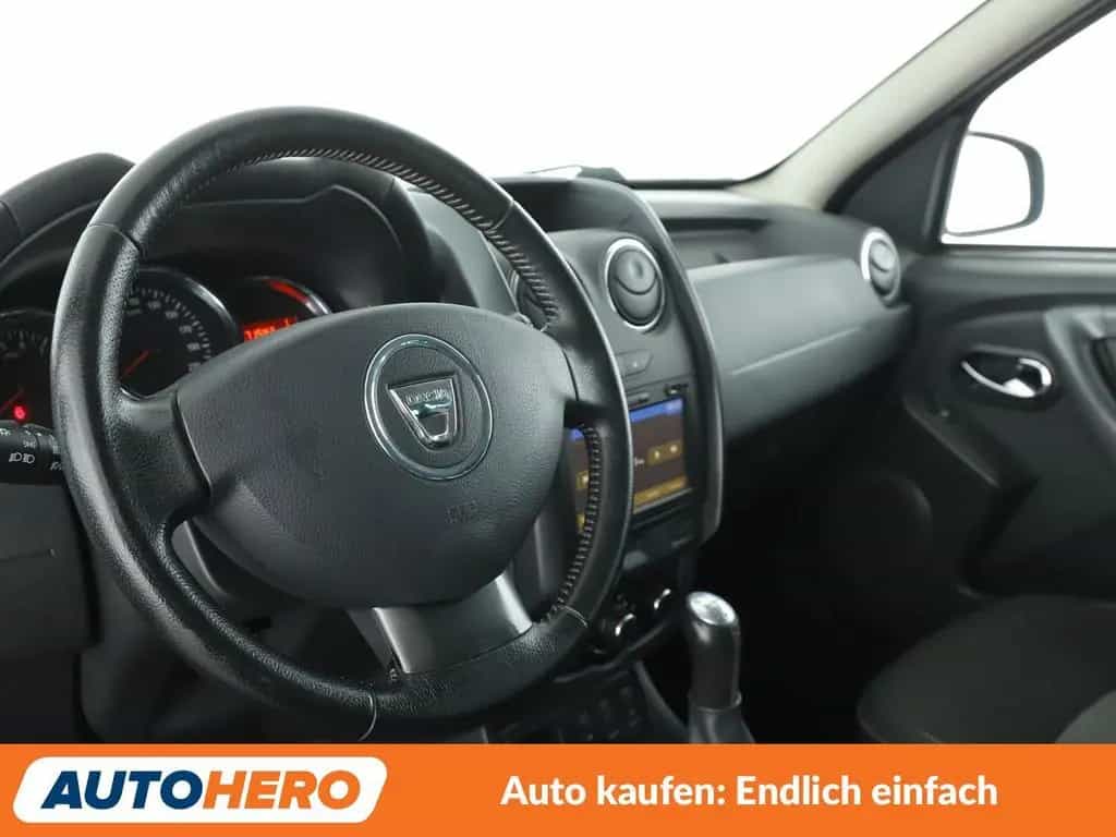 Dacia Duster 1.6 SCe Urban Explorer 4x2*NAVI*ALU*KLIMA 07/2016-photo-20
