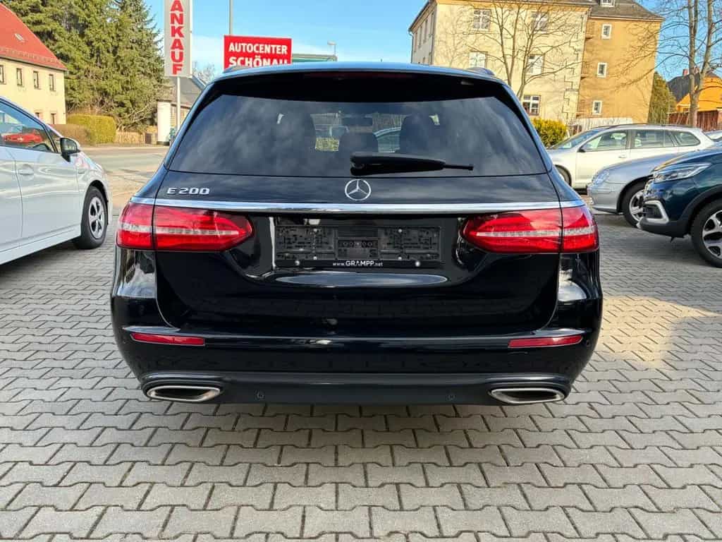 Mercedes-Benz E-Class 200 T-Modell / LED / Teilleder / Black-line 01/2020-photo-5