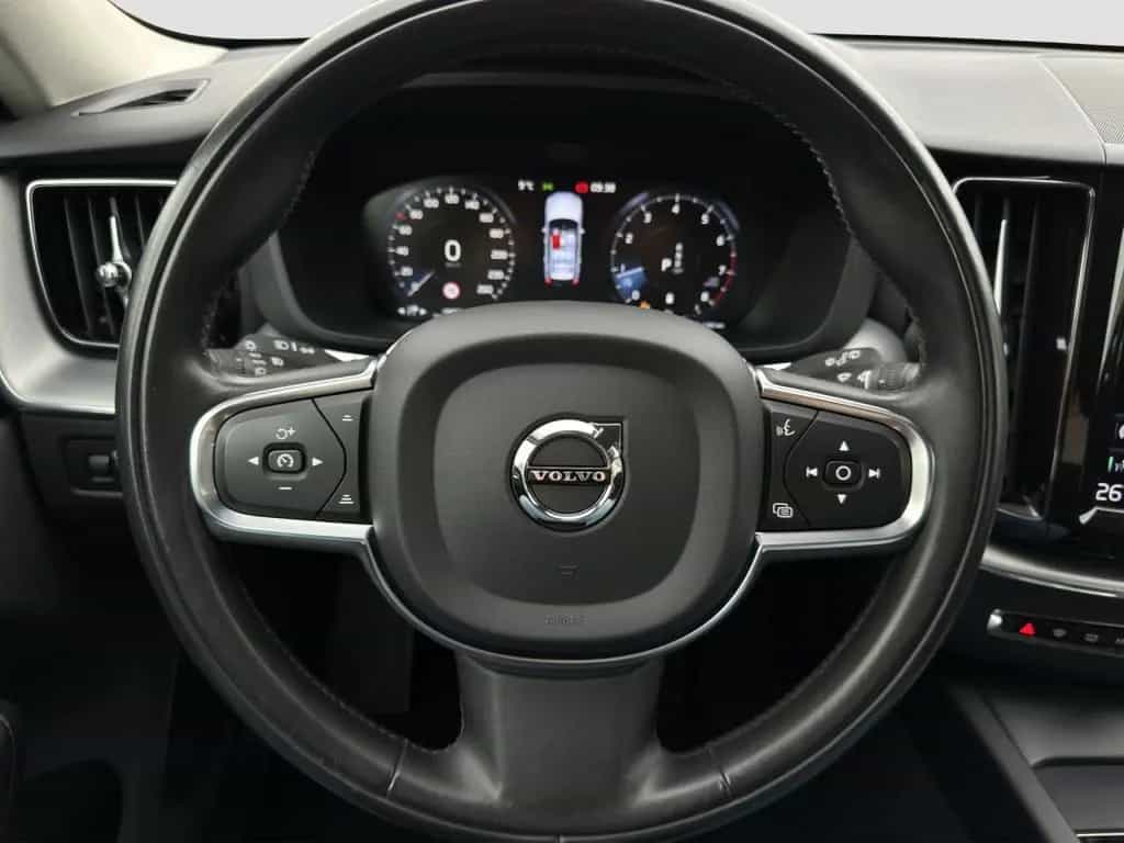 Volvo XC60 B4 Momentum Pro/Leder/Navi/LED/AHK/Kam/BLIS 01/2021-photo-6