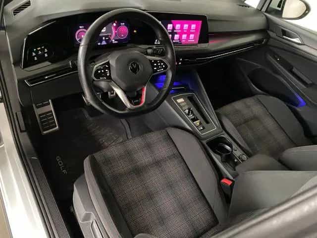 Volkswagen Golf GTI 2.0l TSI DSG NAVI+PANO+SHZ+MATRIX 04/2021-photo-5
