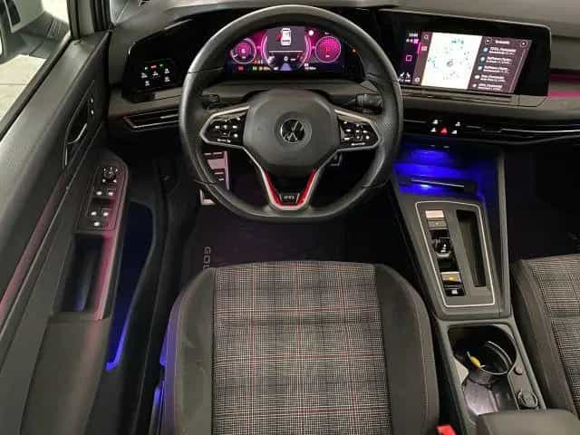 Volkswagen Golf GTI 2.0l TSI DSG NAVI+PANO+SHZ+MATRIX 04/2021-photo-6