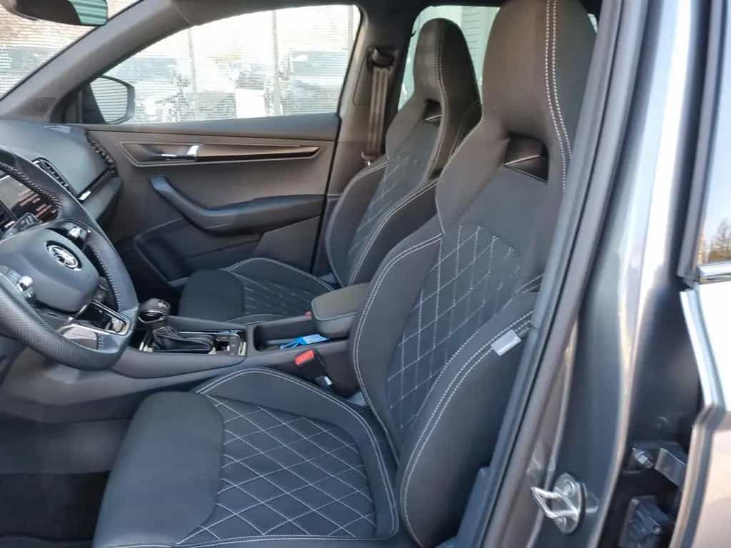 Skoda Karoq 2.0 TSI DSG 4x4 Sportline VIRTUAL PANO AHK 01/2023-photo-8