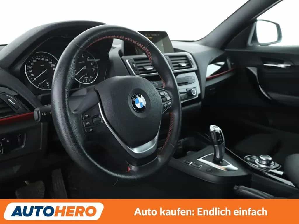 BMW 2 Series 220i Sport Line Aut.*NAVI*BI-XENON*TEMPO*PDC 08/2016-photo-10