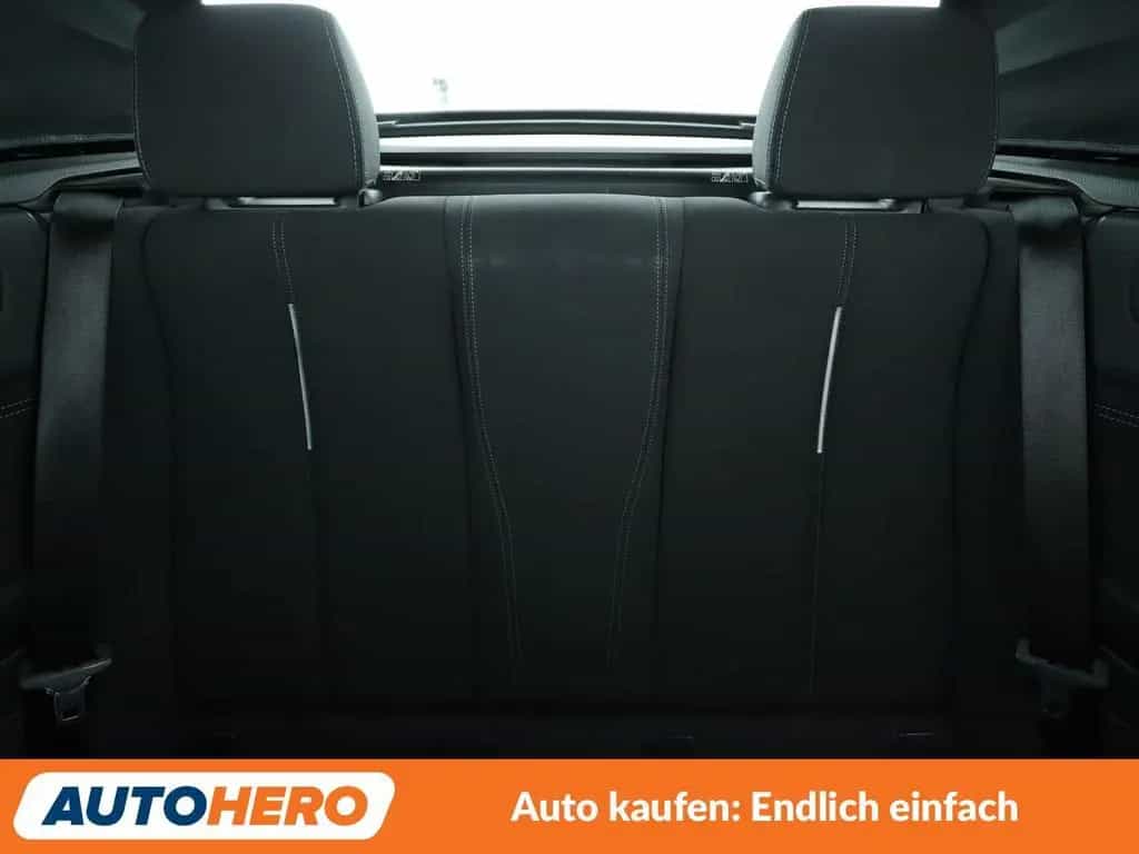 BMW 2 Series 220i Sport Line Aut.*NAVI*BI-XENON*TEMPO*PDC 08/2016-photo-15