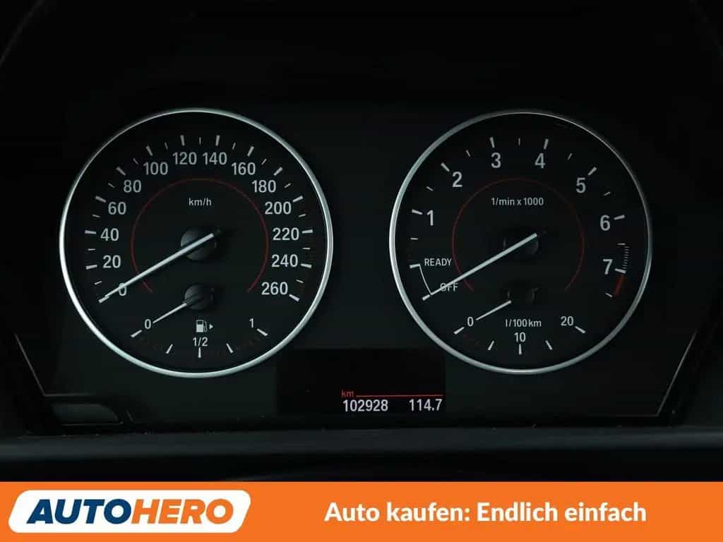 BMW 2 Series 220i Sport Line Aut.*NAVI*BI-XENON*TEMPO*PDC 08/2016-photo-19